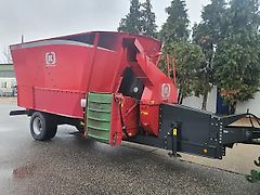 Kongskilde VM - 22 -2 BM MULTI feeder mixer with straw blower Few operating hours were used!